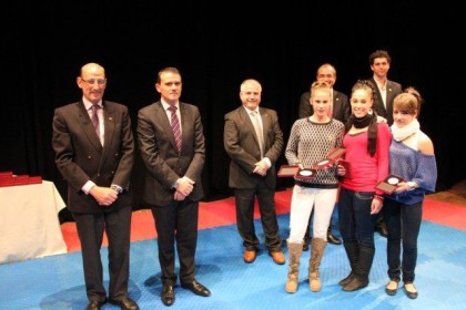 María del Hierro - Bronce Kata Equipo Camp. España Karate 2010, Bronce Kata Equipos Camp. España Karate 2011